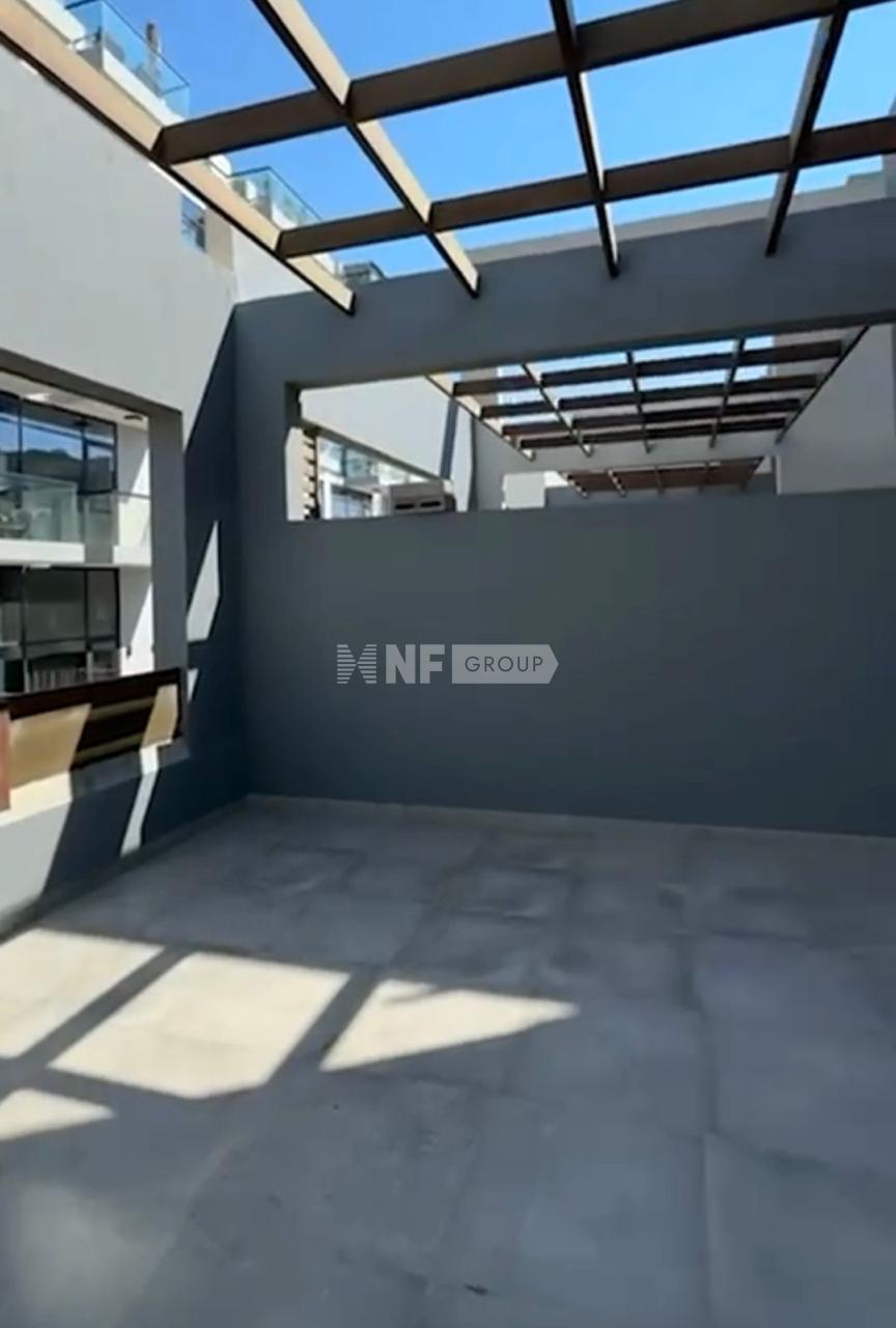 Таунхаус с 4 спальнями в JVC (4 BR Townhouse in JVC)