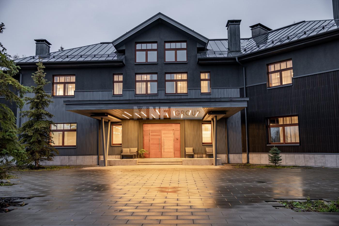 «Яхт-клуб Пестово» (Golf i yakht-klub Pestovo)