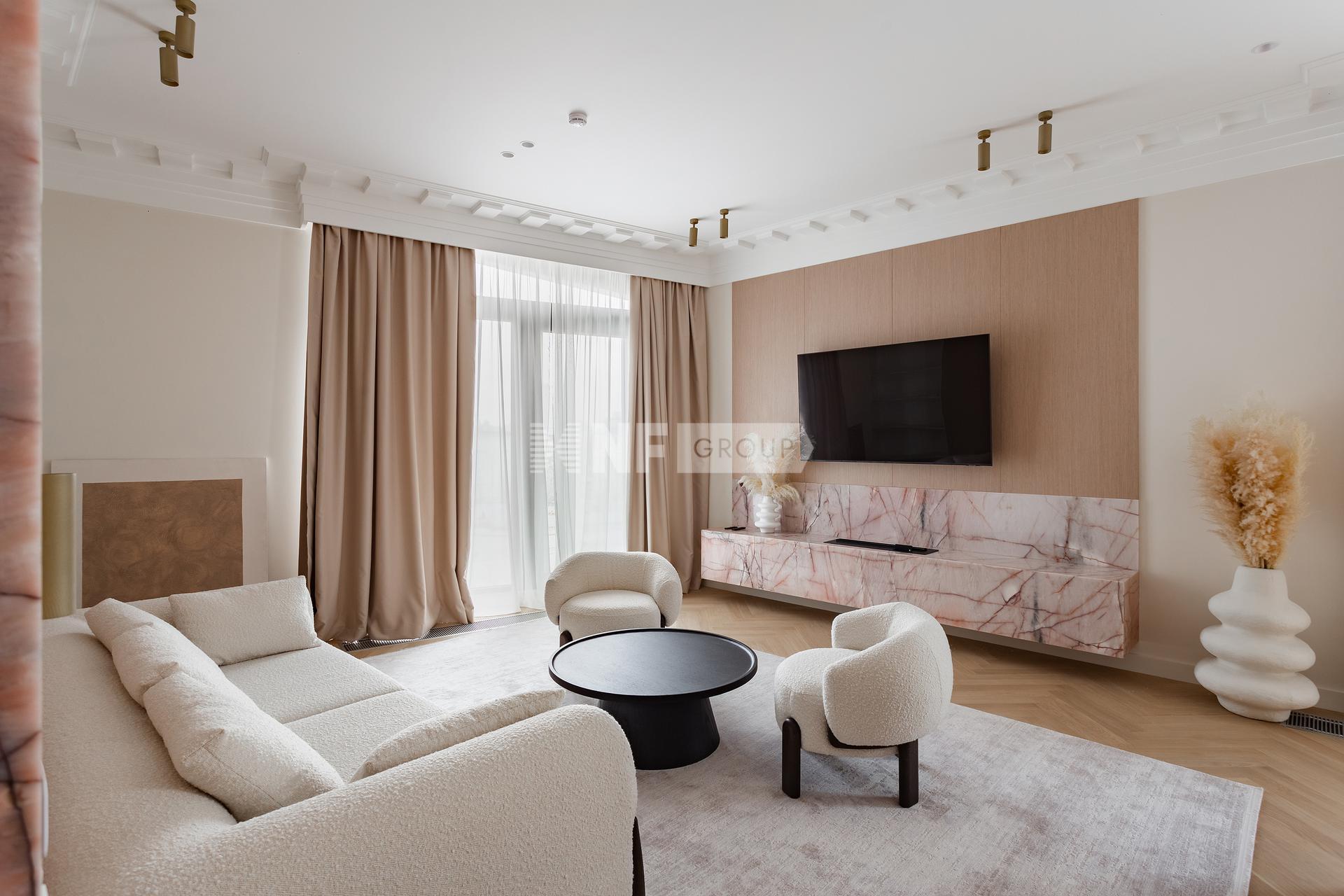 «Балчуг Резиденс» (Balchug Residence)