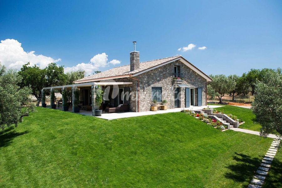 Дом в классическом стиле