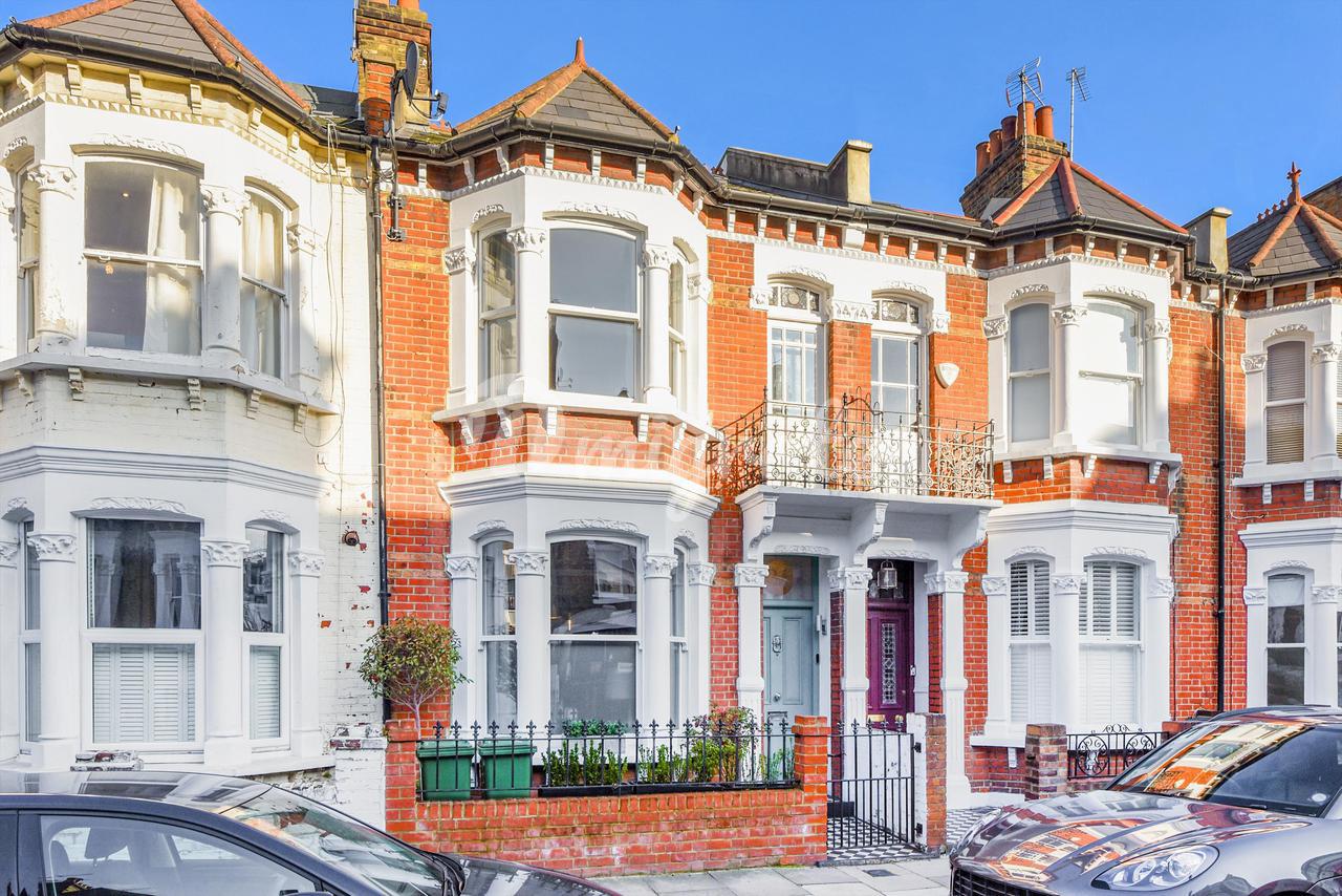 Вилла в Mirabel Road, London, SW6