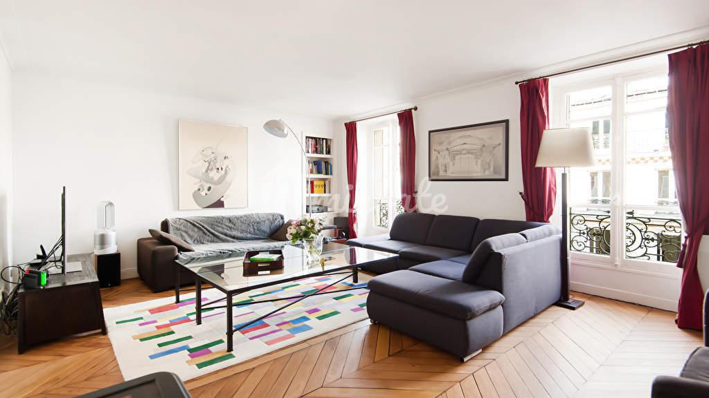 Апартаменты в 8 округе в Париже