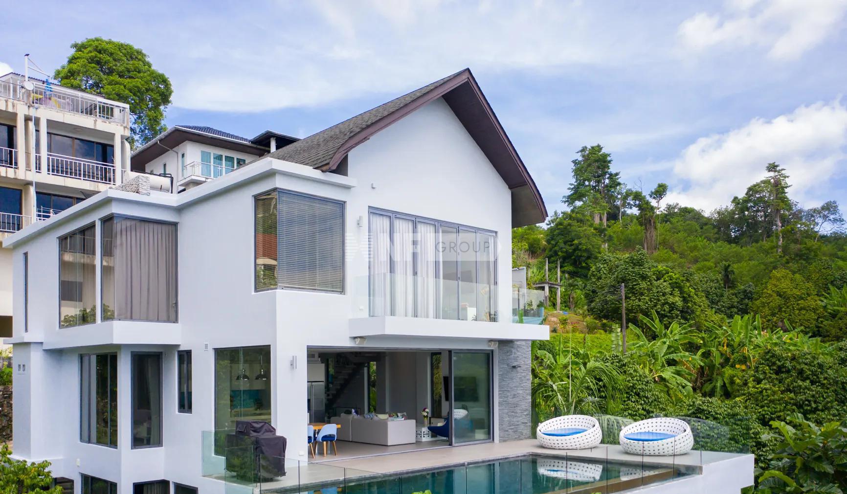 Luxury Villa with Stunning Sea View