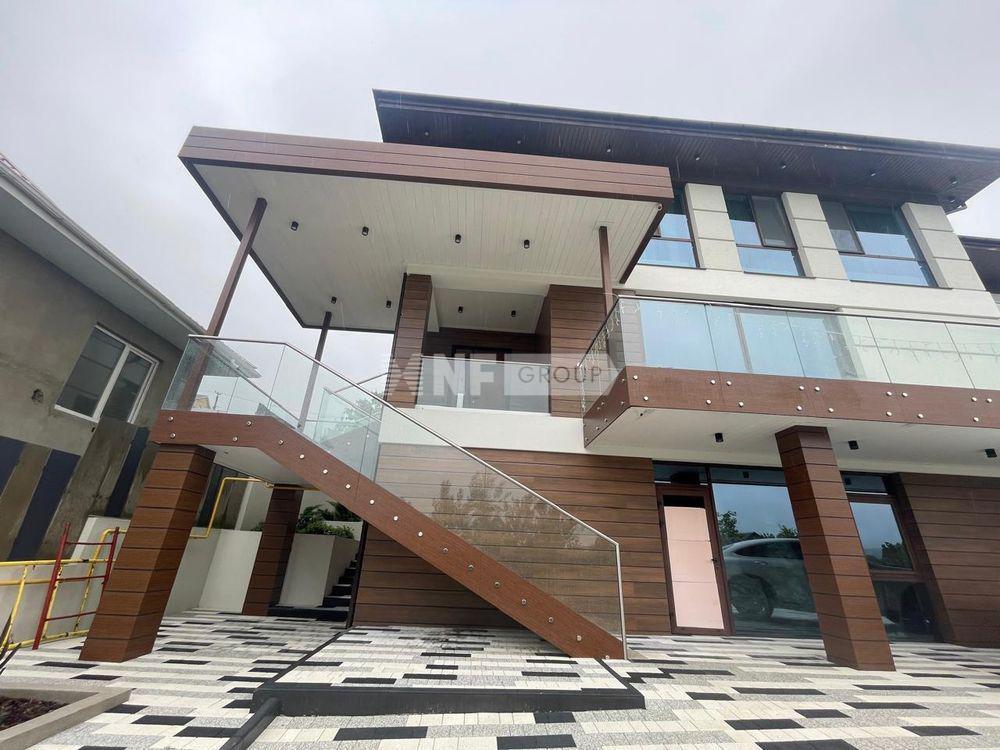 «Вилла на ул. Мира» (Вилла на ул. Мира)