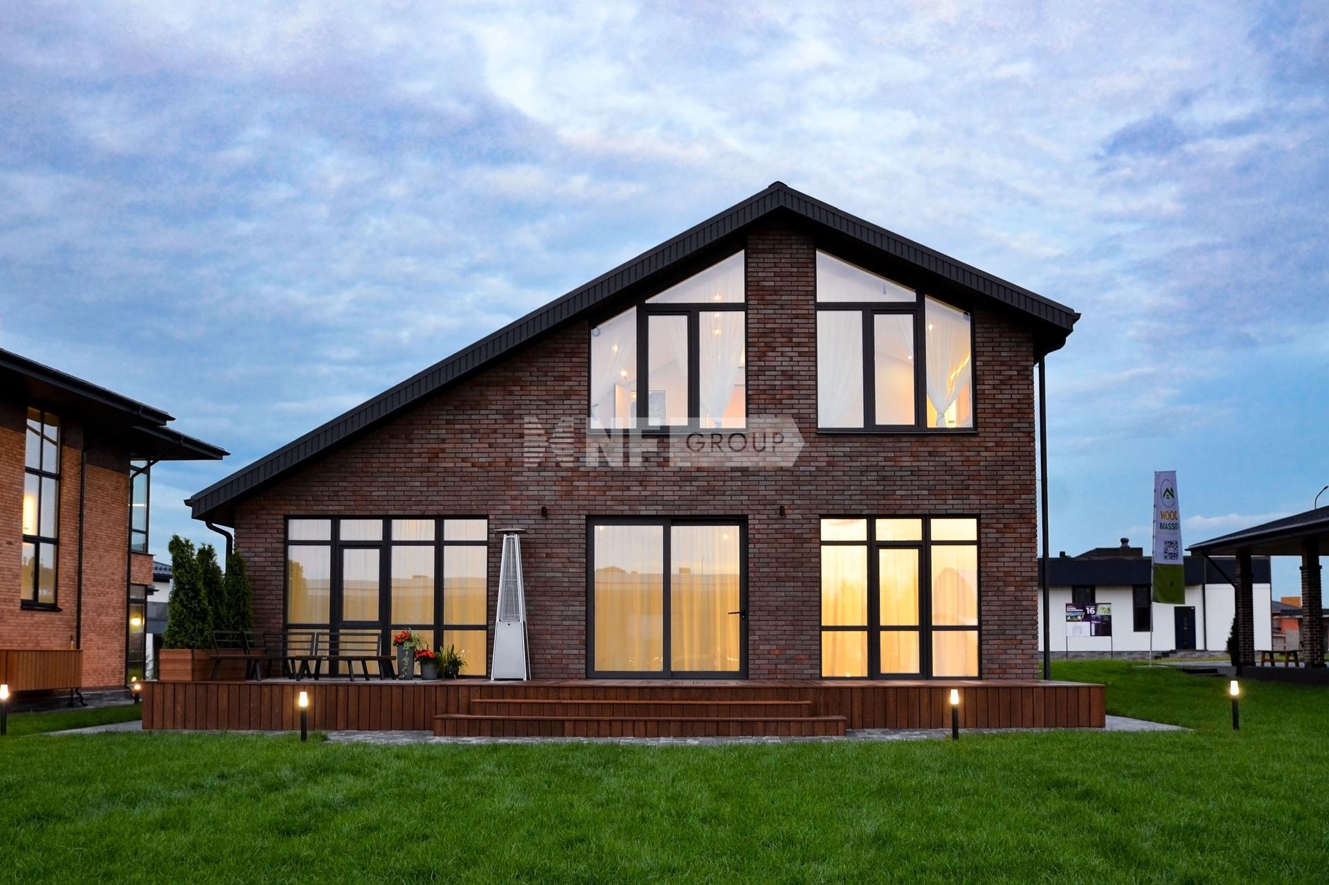 «Павловы Озера» (Pavlovy Ozera)