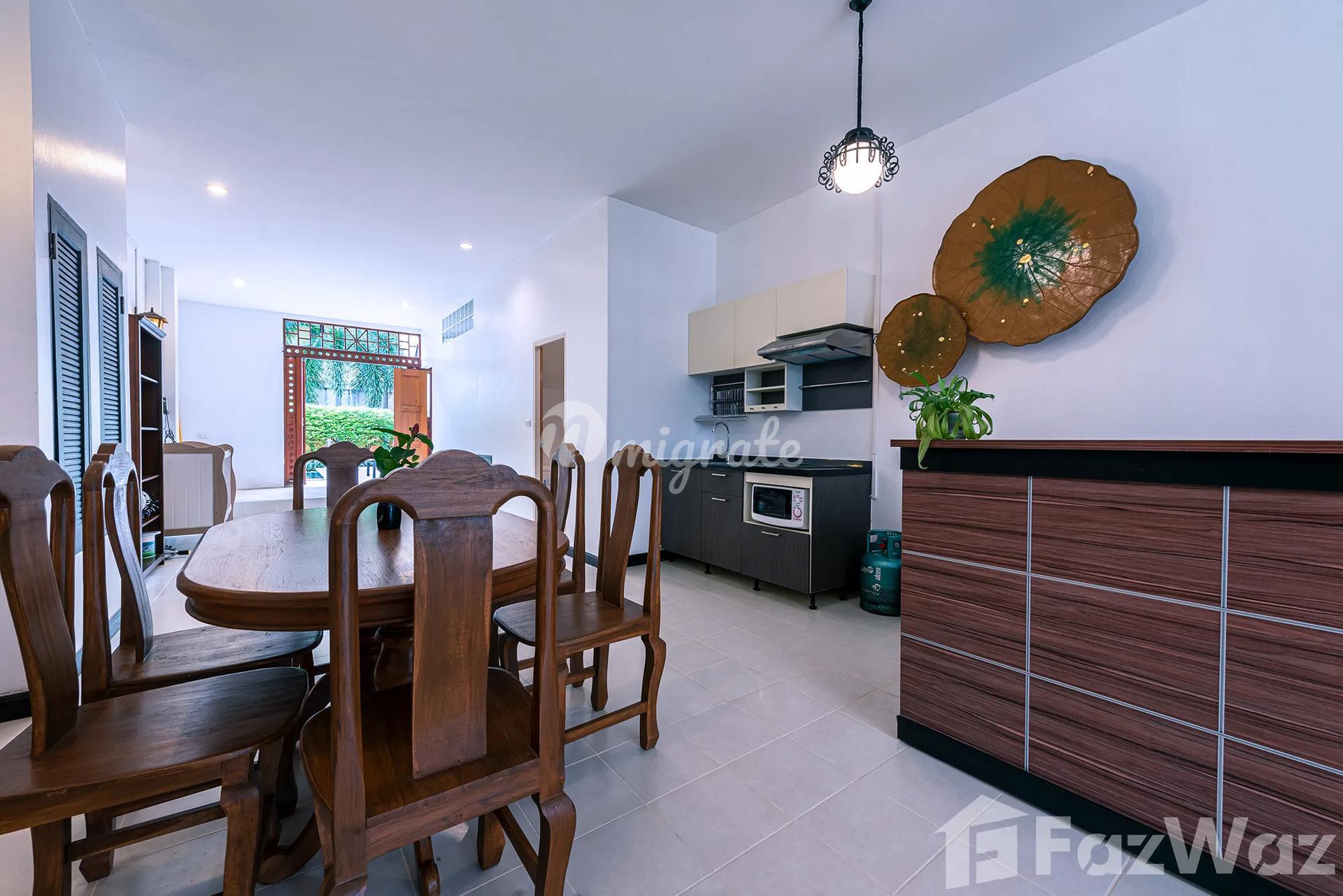 Shophouse For Sale in Kata Beach Center