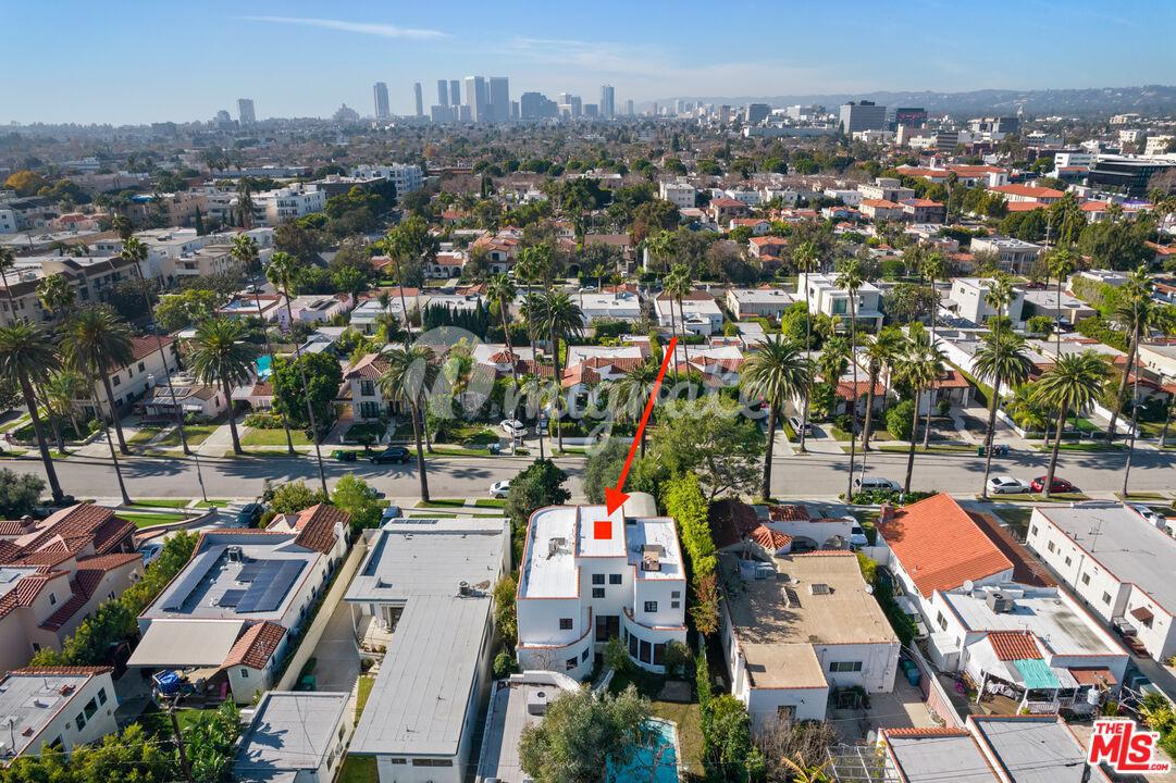 Вилла в 216 S CARSON Rd - Beverly Hills, California