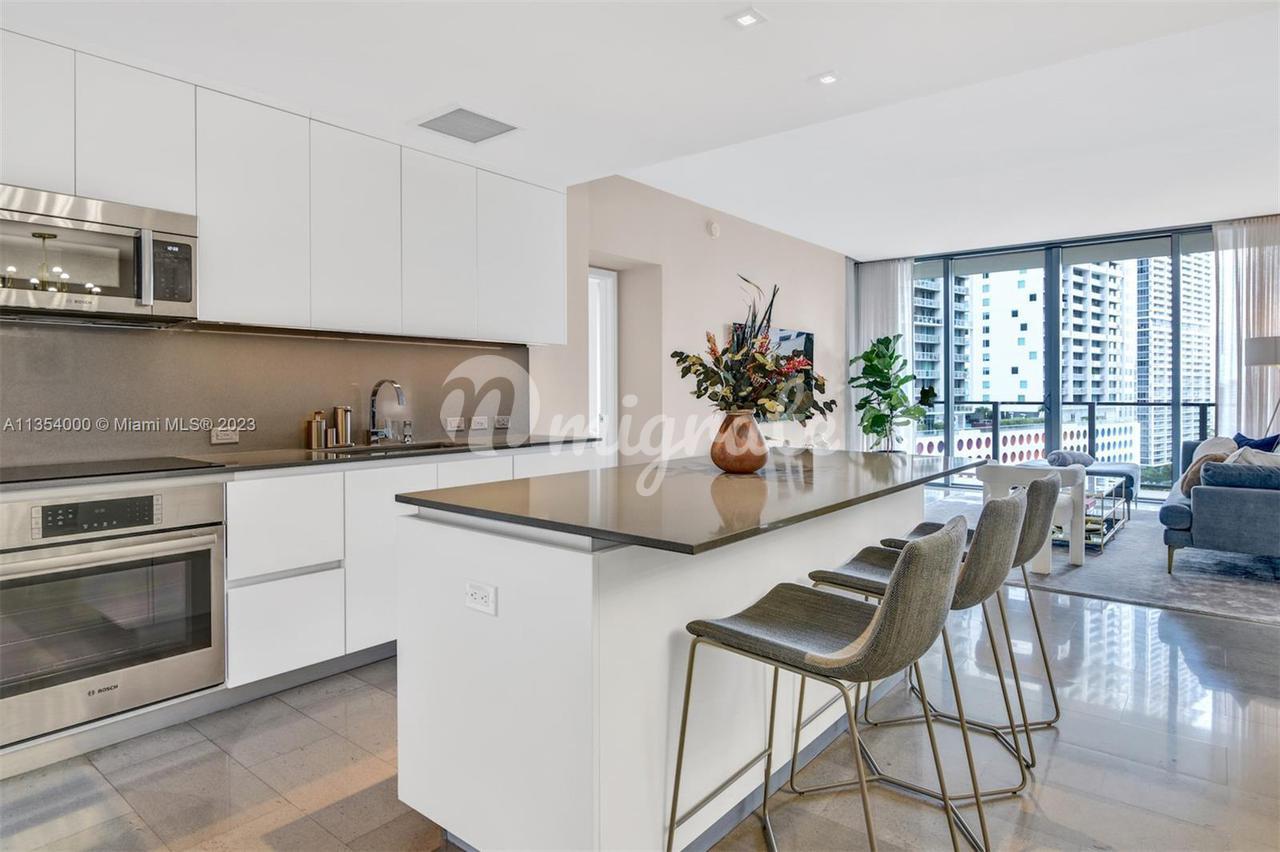 Кондоминиум в 68 SE 6th St, 807 - Miami, Florida