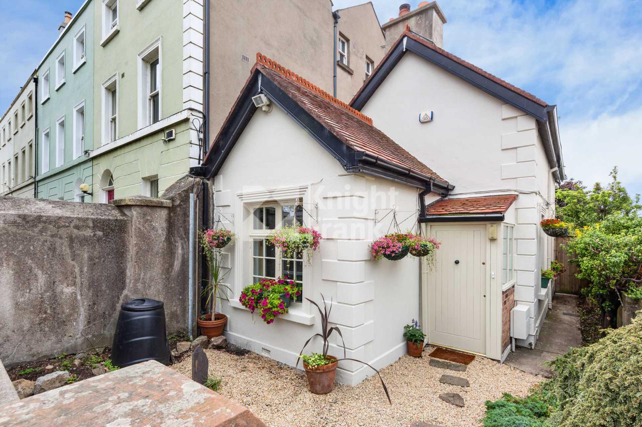 Продажа - Коттедж в Montpelier Parade, Monkstown, County Dublin - Monkstown  в Ирландии, цена € 850 000 | KF.expert