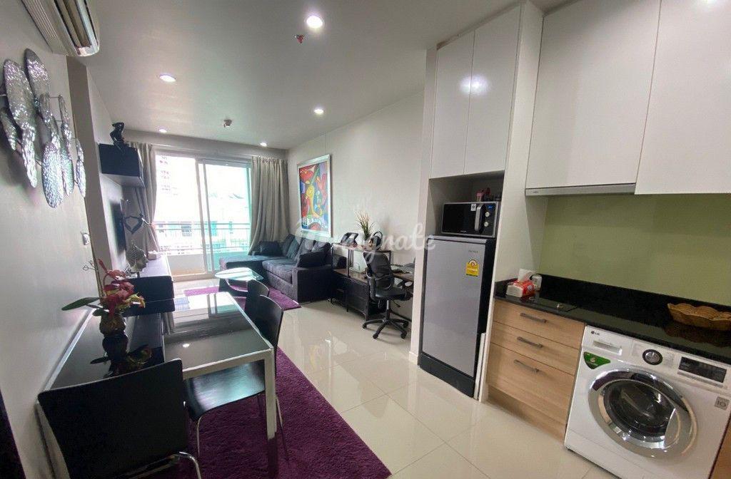 1 спален Кондо на продажу в Circle Condominium (Circle Condominium)