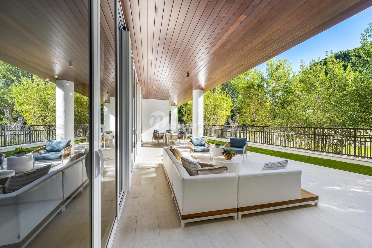 Кондоминиум в 200 SE Mizner Boulevard, 107 - Boca Raton, Florida