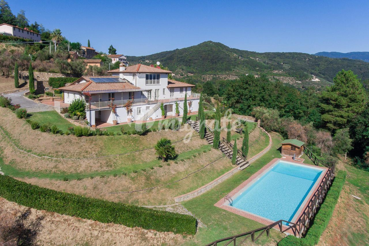 Вилла в Pieve Santo Stefano, 55100, Lucca, Tuscany, Italy