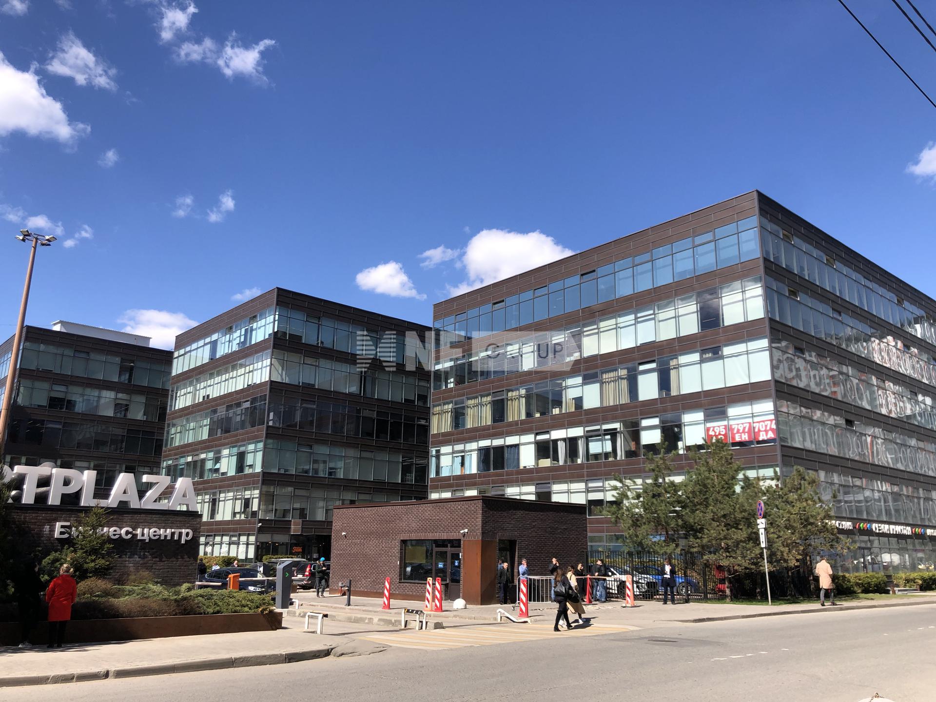 Порт Плаза (Port Plaza)