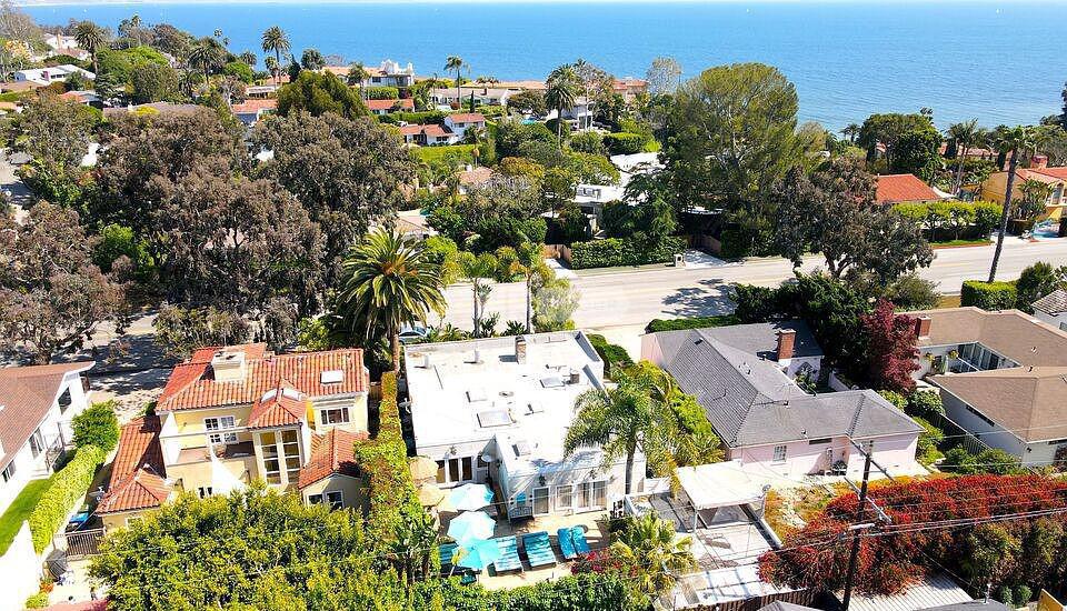 Одноуровневый дом в Лос-Анджелесе (16857 W Sunset Blvd, Pacific Palisades, CA 90272)