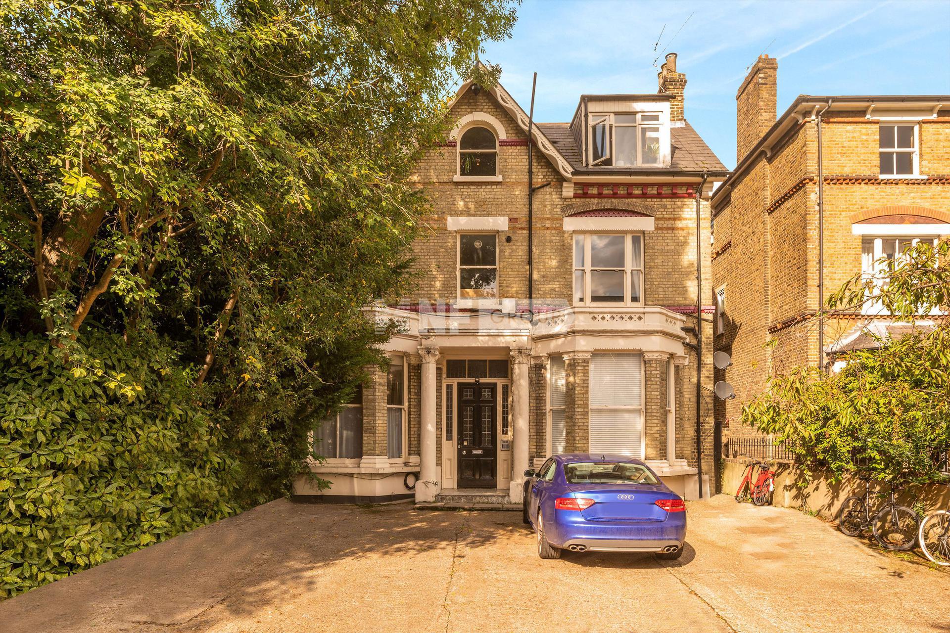 Квартира в Acol Road, London, NW6