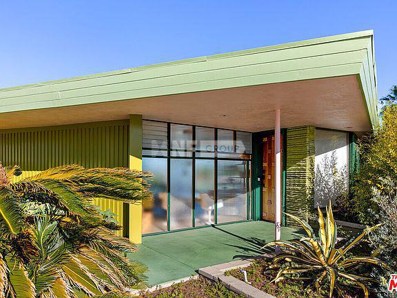 Дом с роскошным видом на Лос-Анджелес (4500 Don Timoteo Dr, Los Angeles, CA 90008)