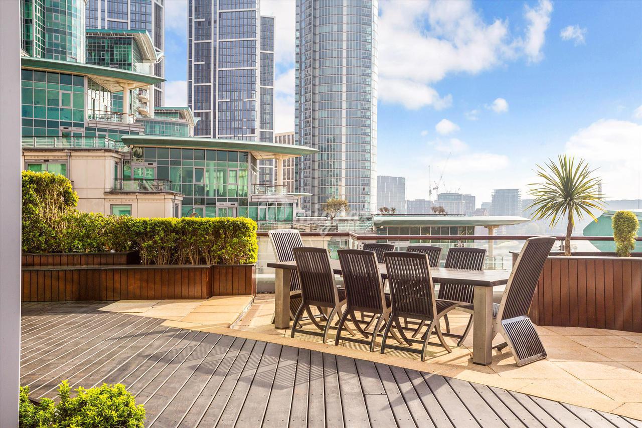 Квартира в St George Wharf, Nine Elms, Vauxhall, London, SW8