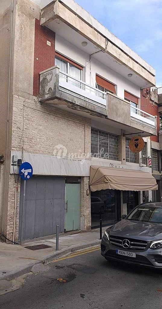 Здание в Католиках, Лимассол
 (Building in Katholiki, Limassol)