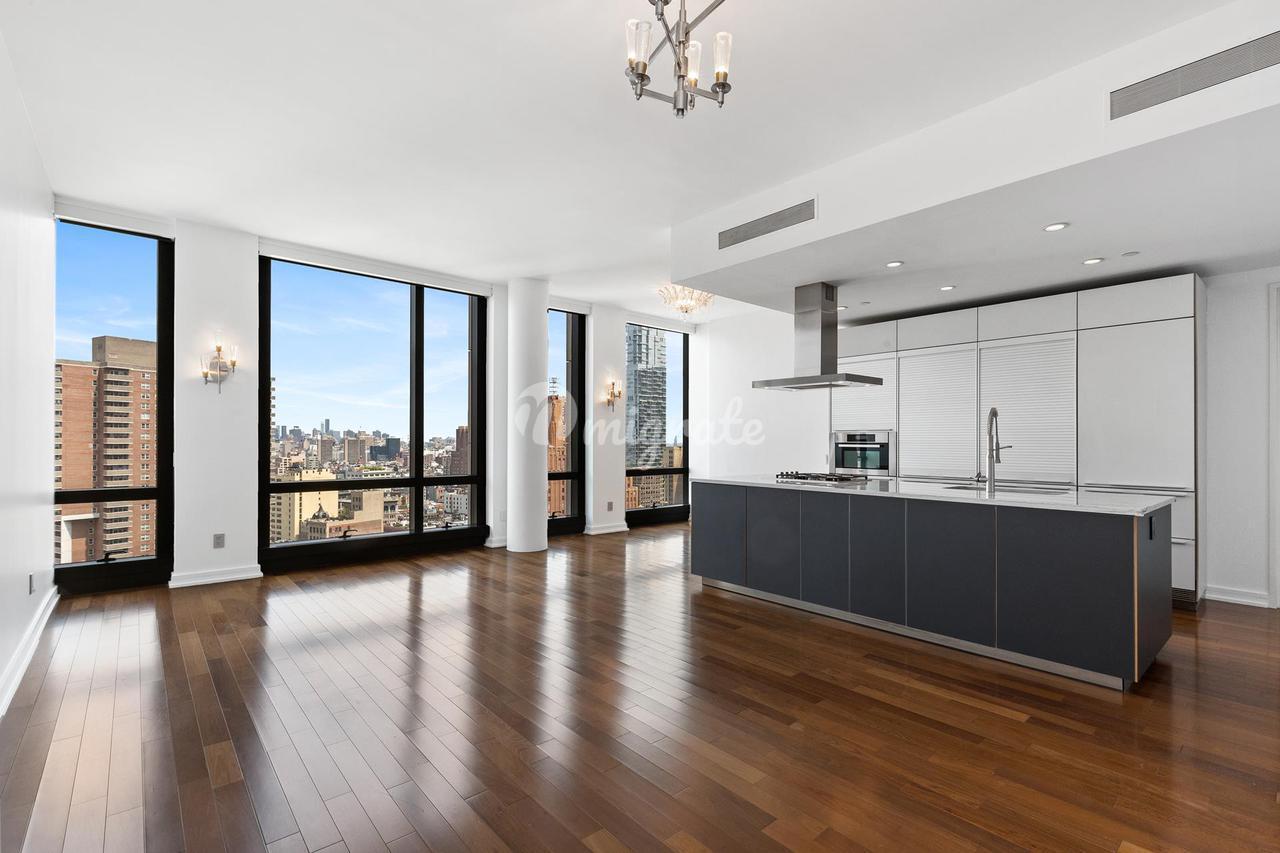 Кондоминиум в 101 WARREN ST, 2830 - TriBeCa, New York