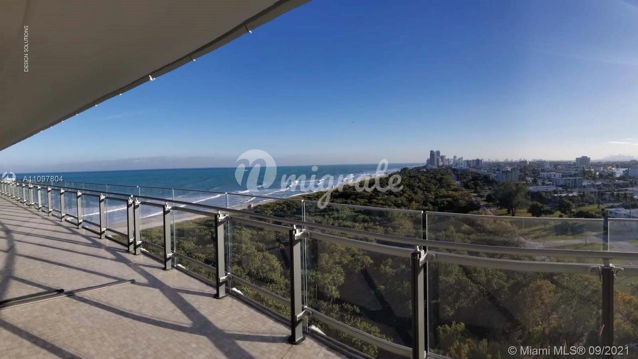 Кондоминиум в 8701  Collins Ave , 1102/1106 - Miami Beach, Florida