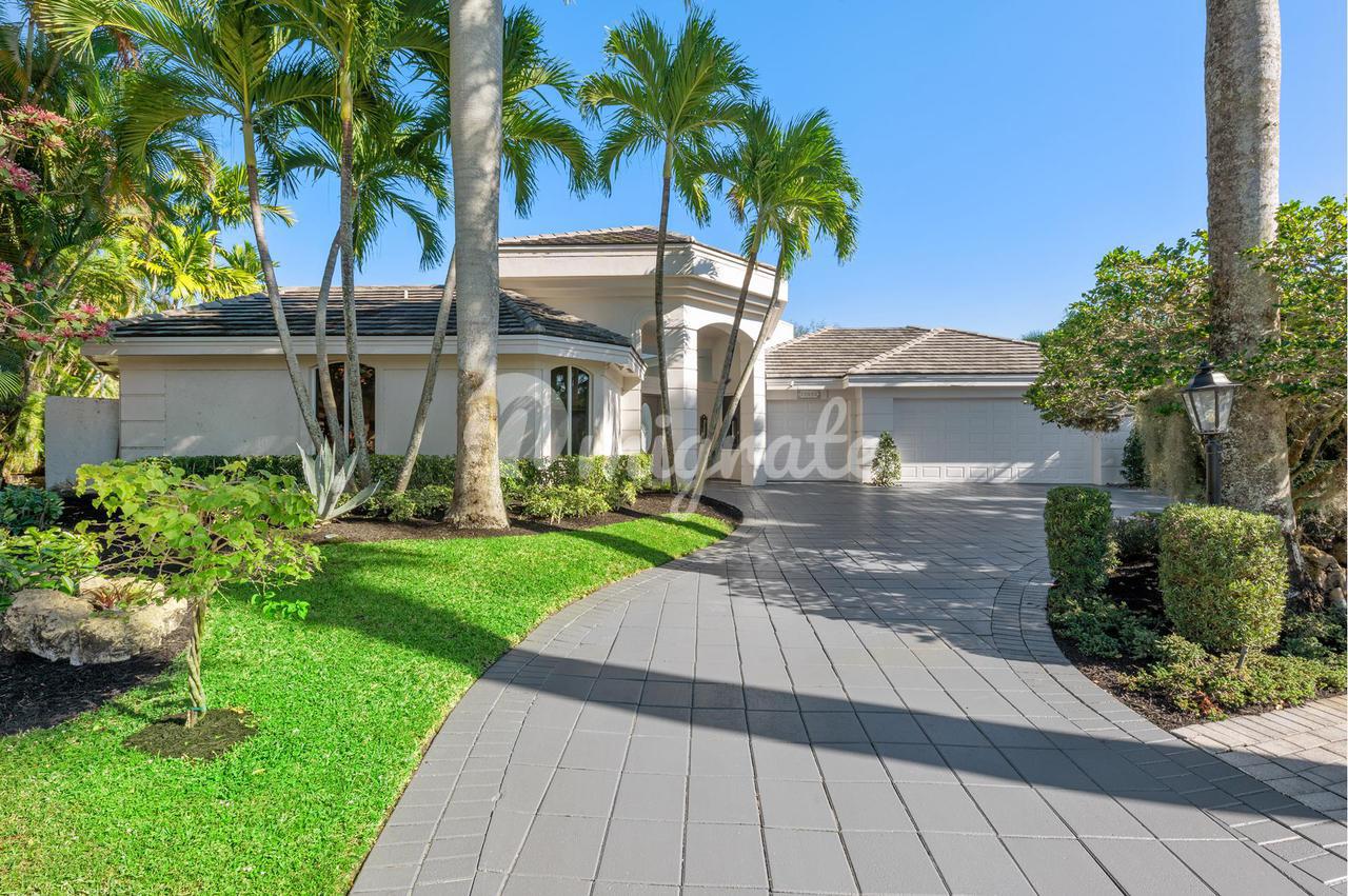 Вилла в 17543  Lake Estates Drive - Boca Raton, Florida