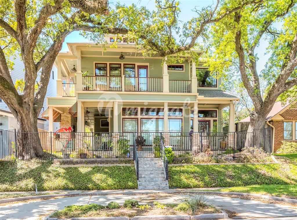 Вилла в 2120 White Oak Drive - Houston, Texas