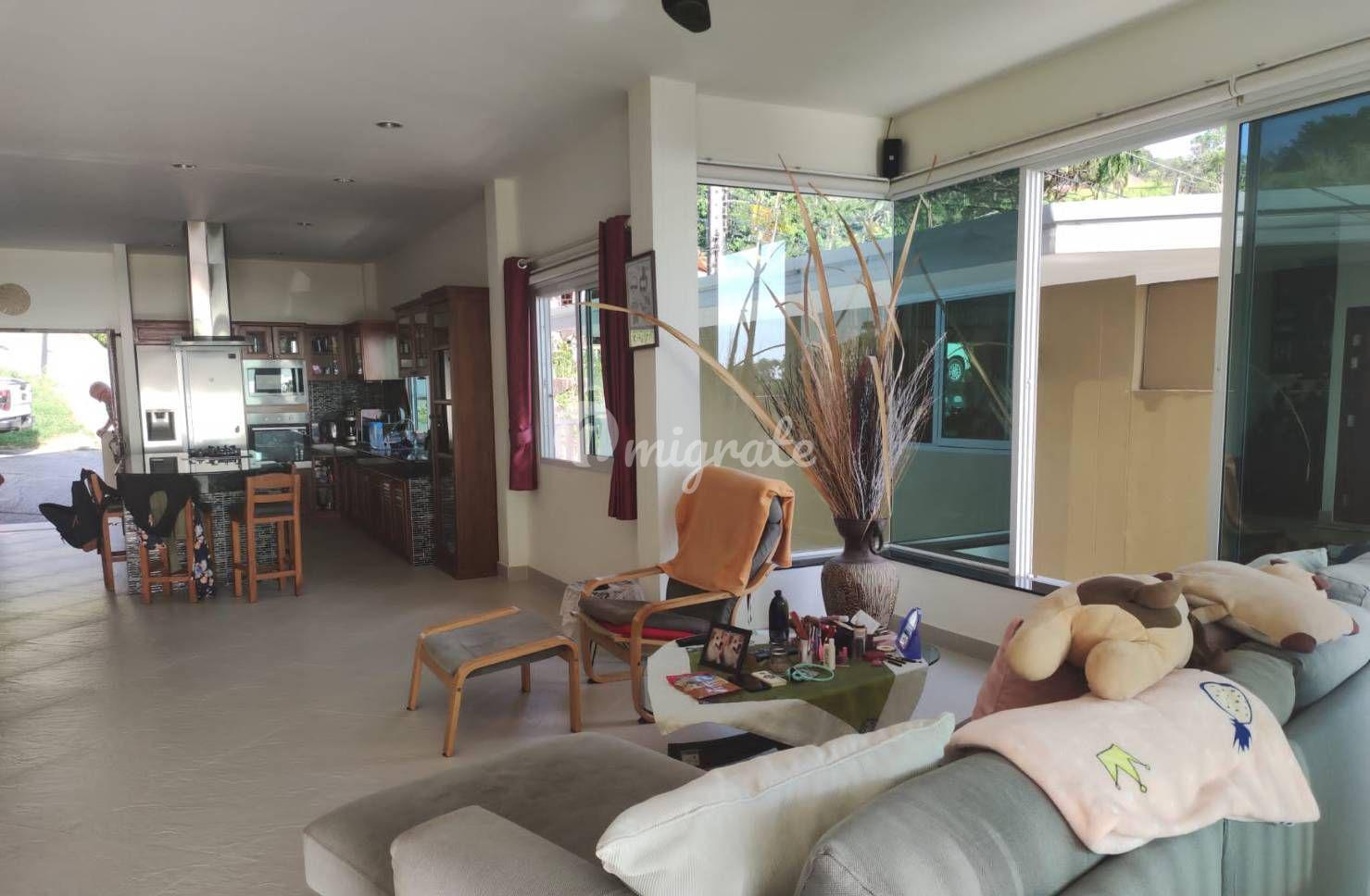 4 спален Дом на продажу (Villa for Sale in Karon Phuket)