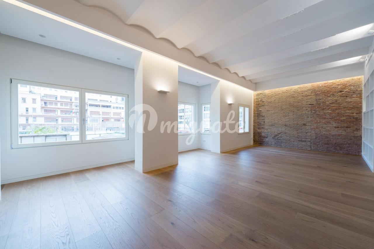 Квартира в районе Эшампле в Испании