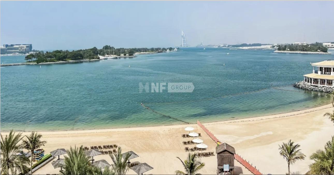 2 BR Apartment in Shoreline