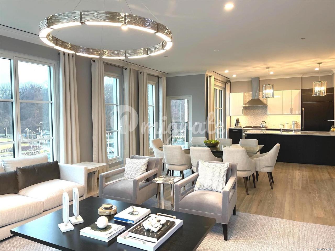 Кондоминиум в 100 Garvies Point Road, 1136 - Glen Cove, New York