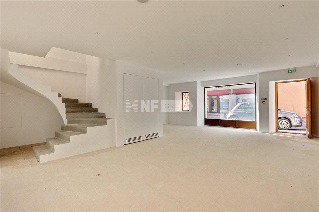 Коммерческое помещение в центре Сен-Тропе