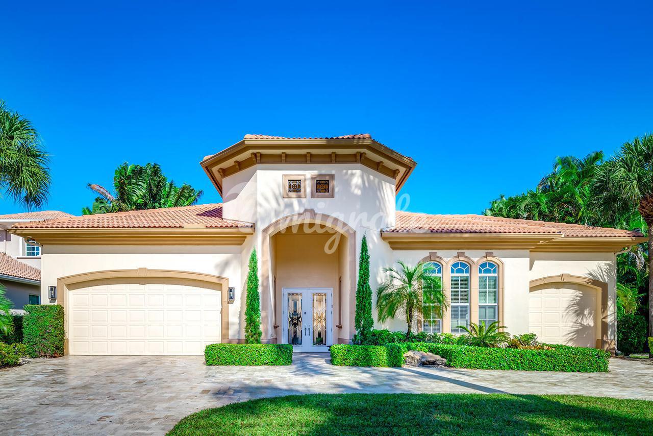 Вилла в 8849  Valhalla Drive - Delray Beach, Florida