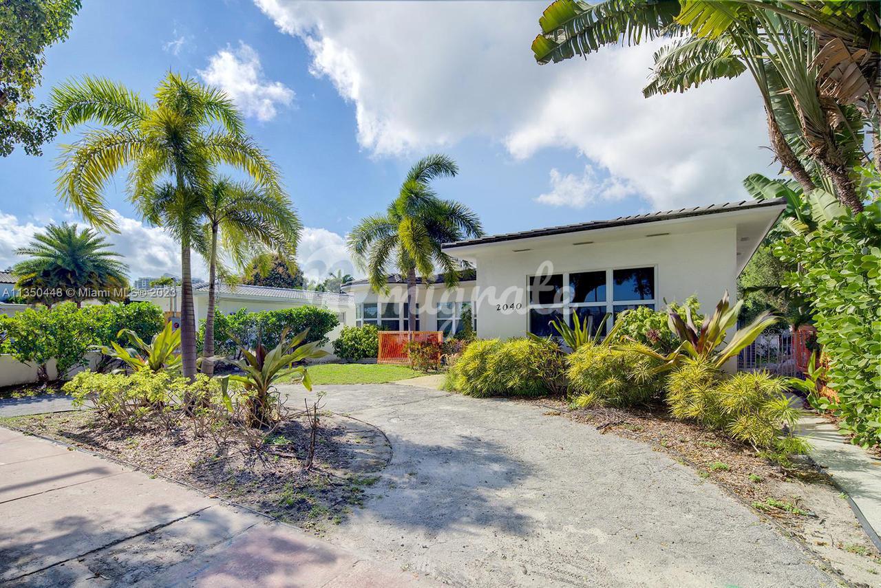 Вилла в 2040 Alton Rd - Miami Beach, Florida