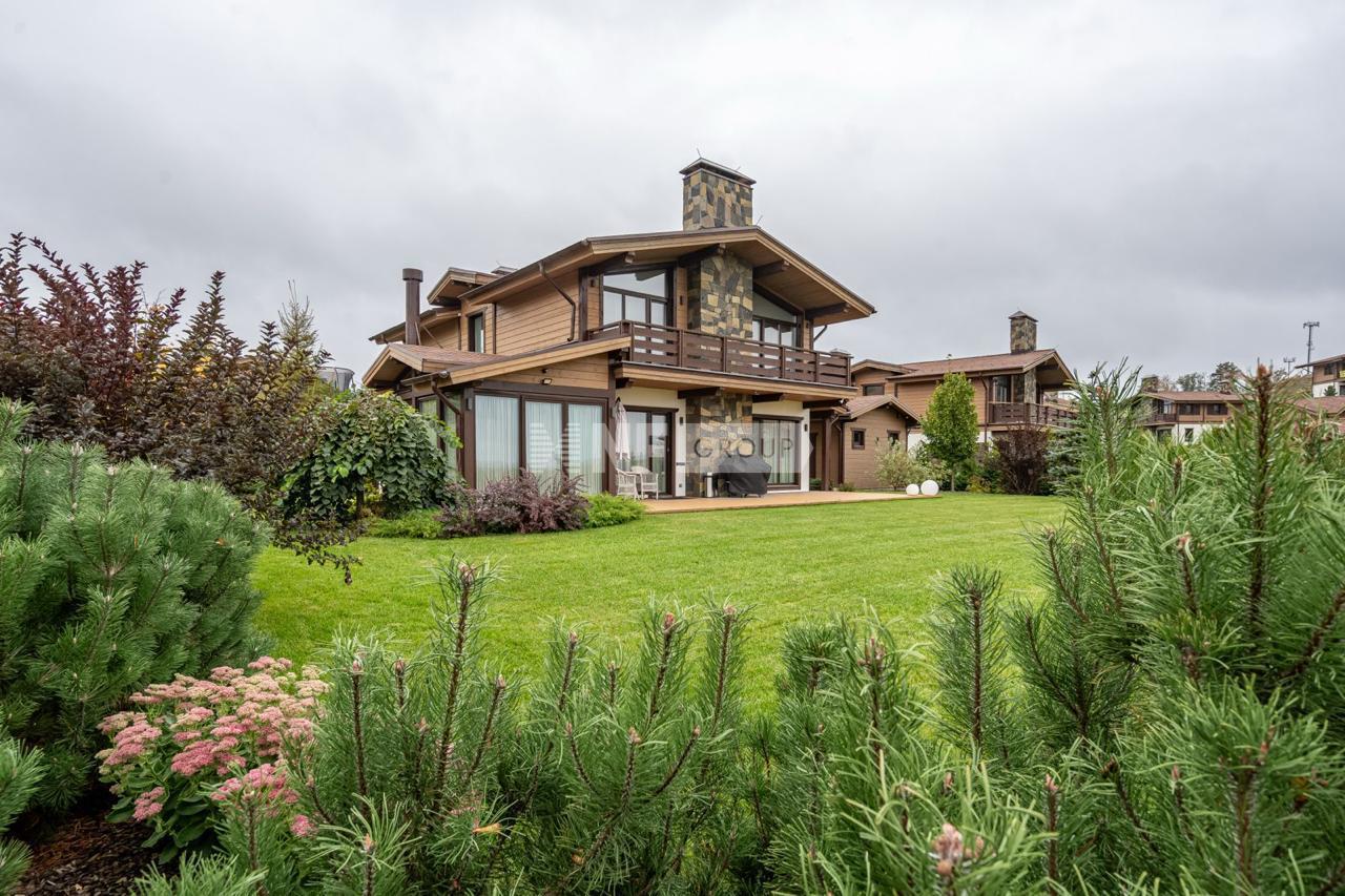 «Охта-Парк» (Охта-Парк)