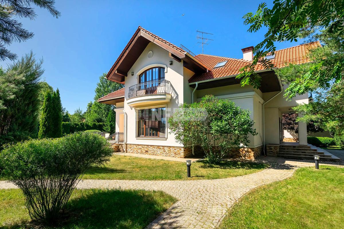 «Лесное озеро» (Lesnoe ozero)