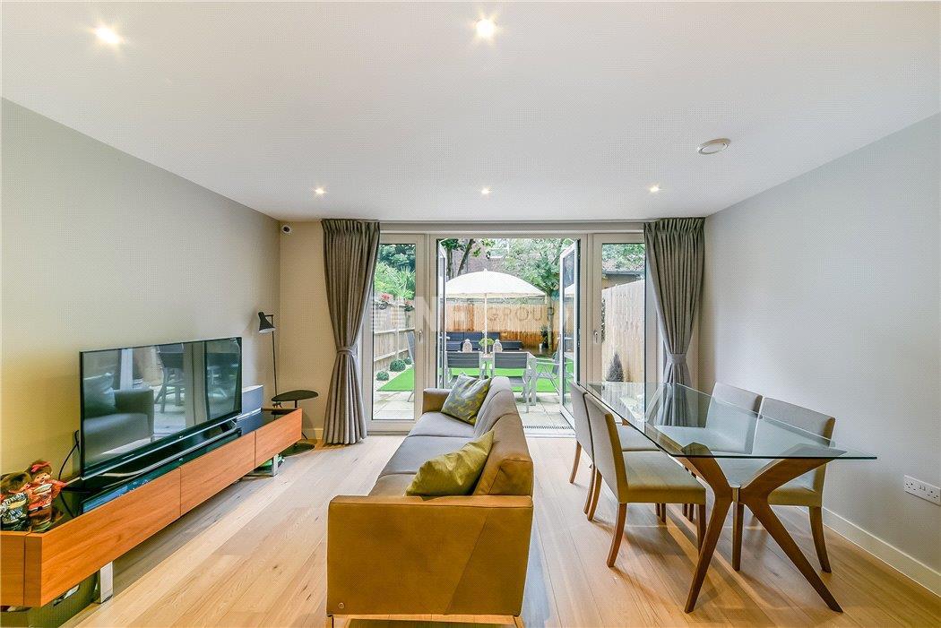 Вилла в Mary Rose Square, London, SE16