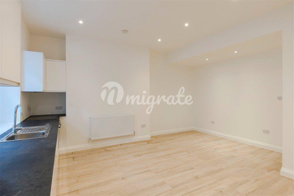 Квартира в Gloucester Terrace, London, W2