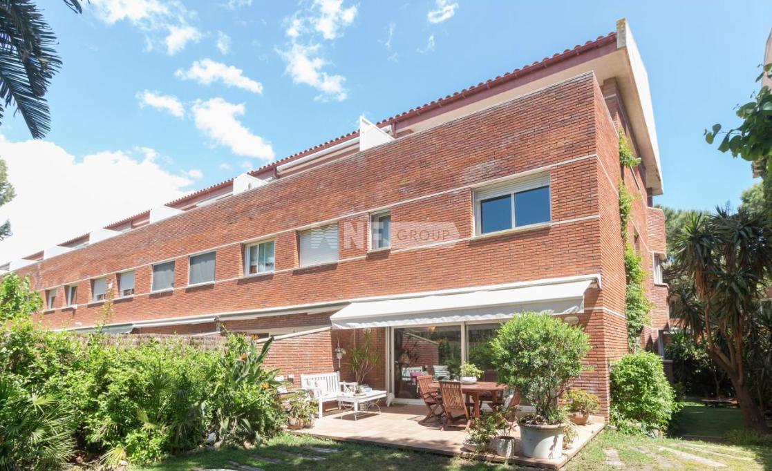 Таунхаус в Барселона - окрестности