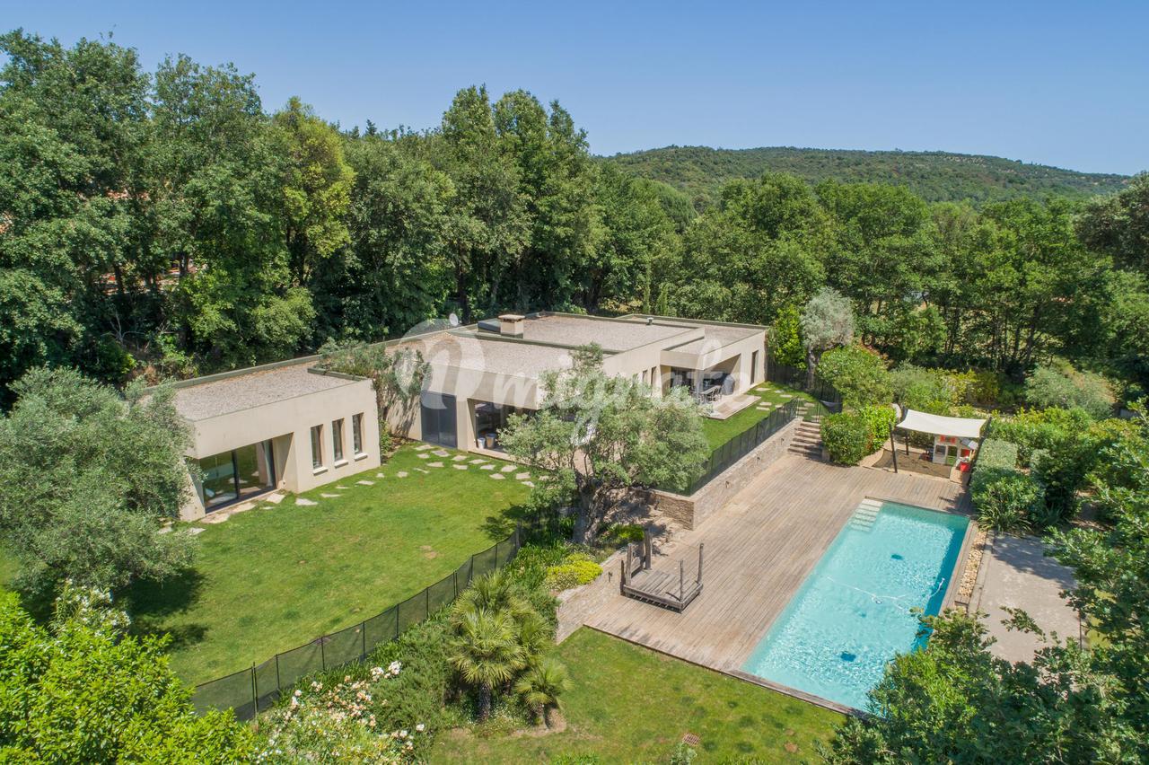 Вилла в 83310 Grimaud, Var, Provence-Alpes-Côte d`Azur,