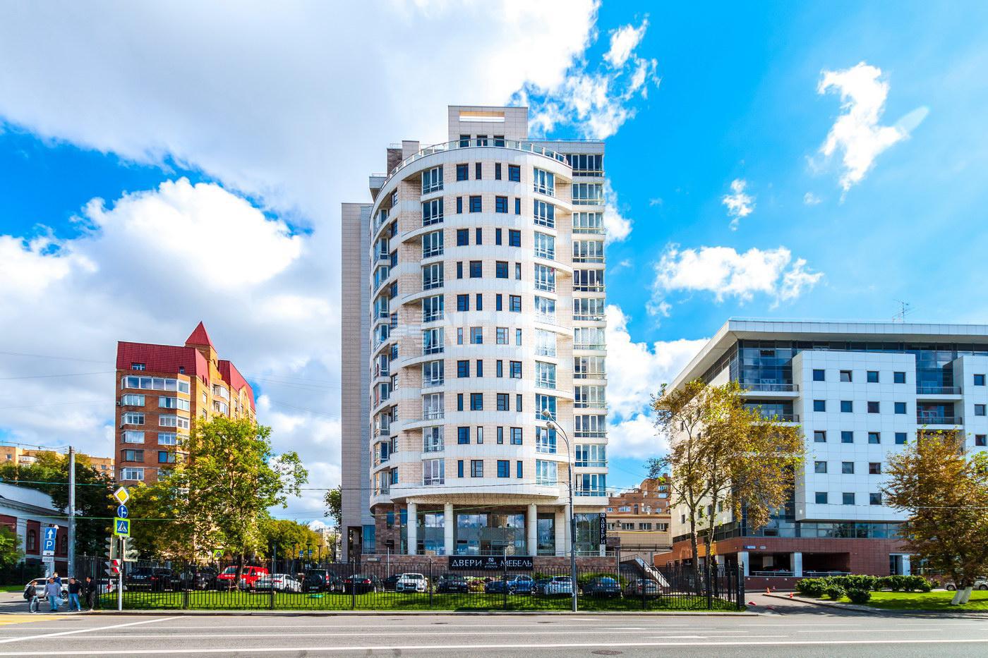 River House (Ривер Хаус)