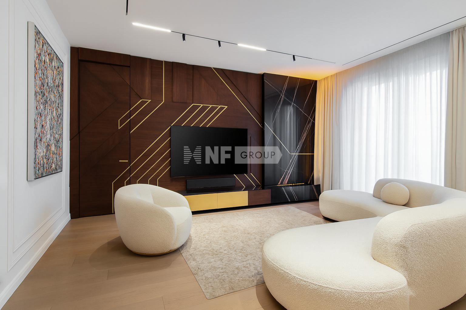 «Крестовский De Luxe» (Krestovskiy De Luxe)