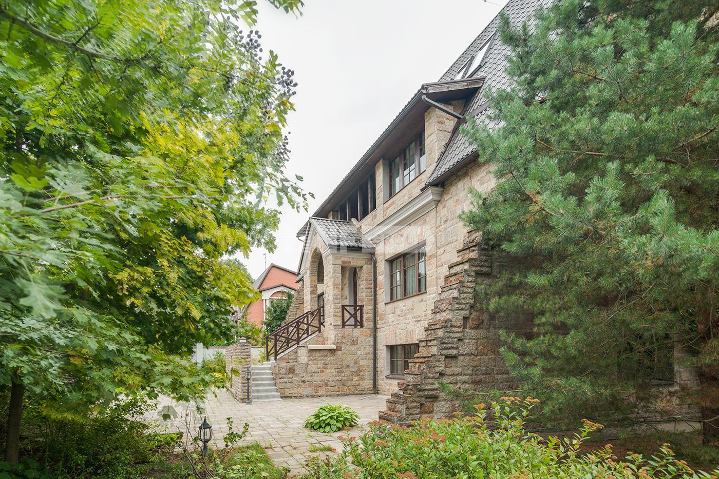 «Весна» (Vesna)