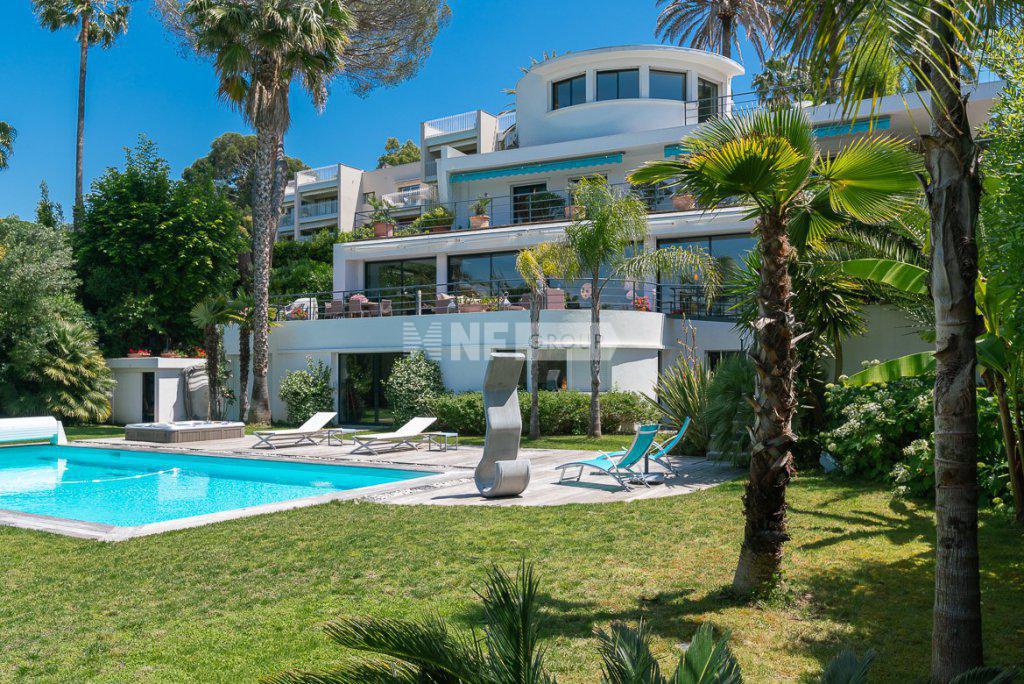 Вилла в калифорнийском стиле