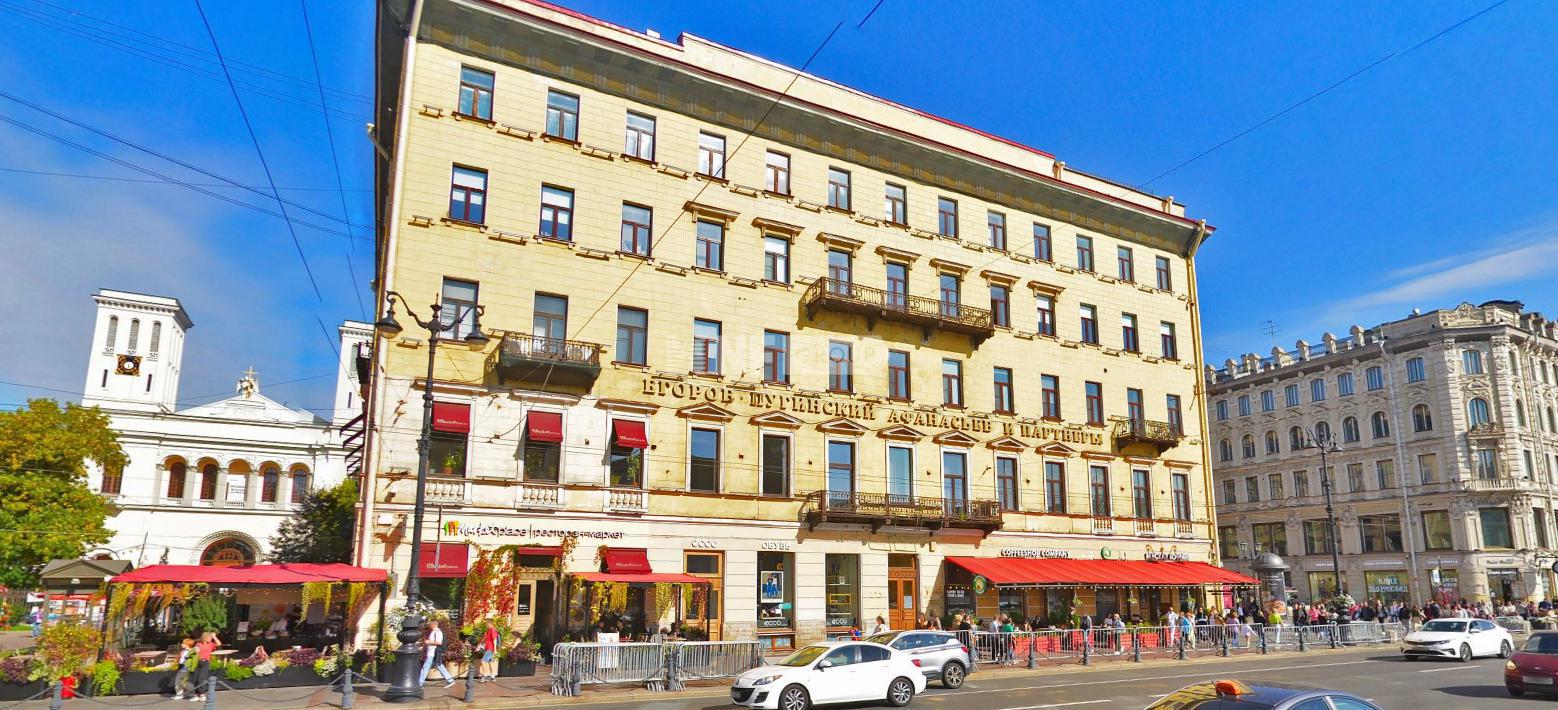 Невский 22-24