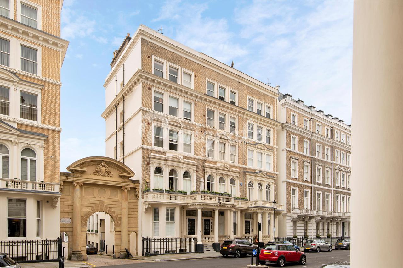 Квартира в Queen