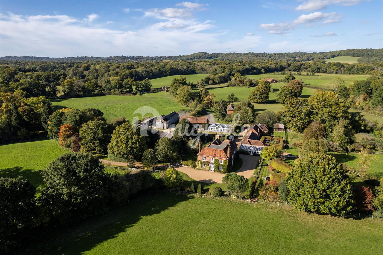 Ферма/Особняк в Vann Lane, Chiddingfold, Godalming, Surrey, GU8