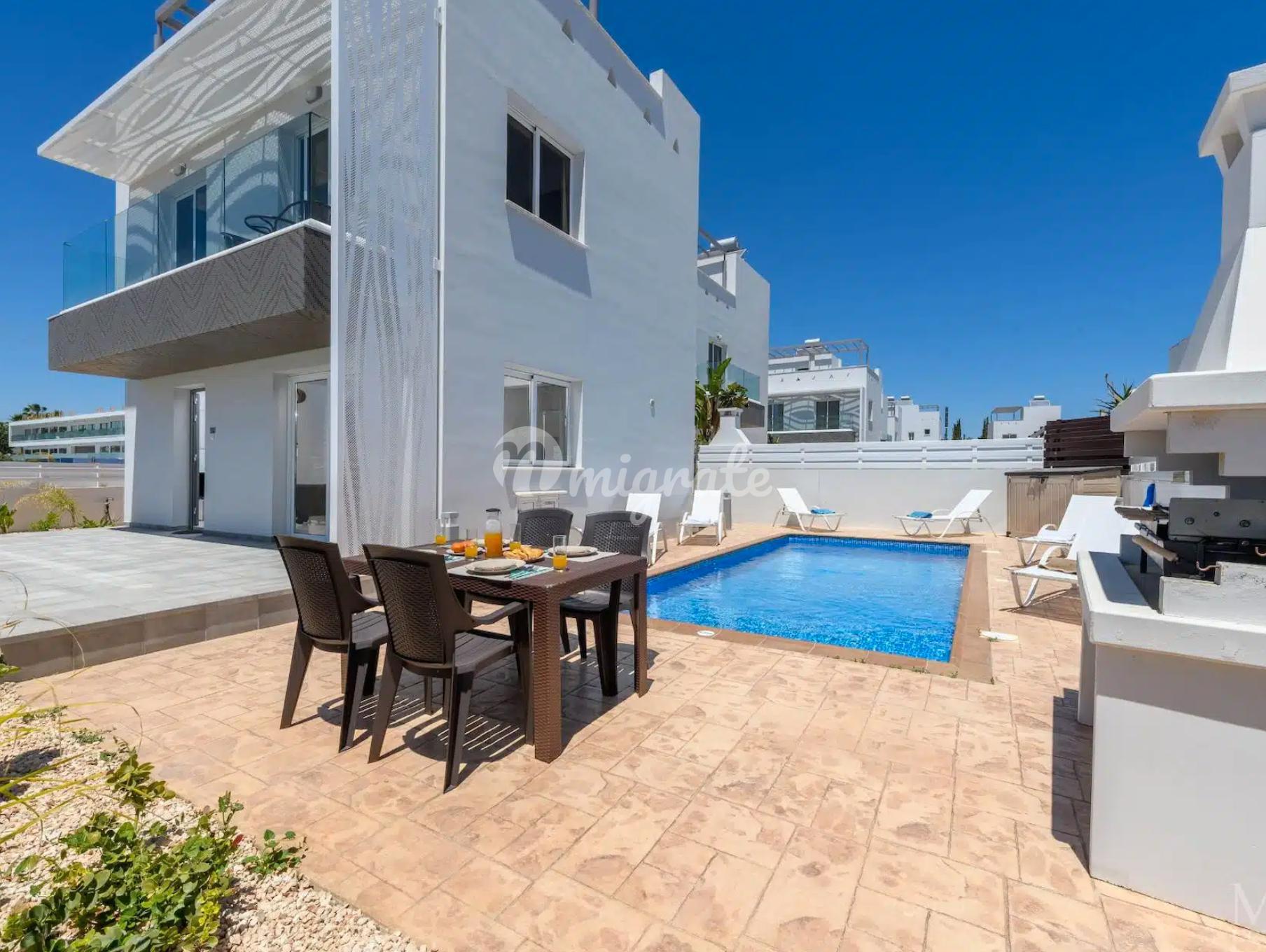 Вилла с 3 спальнями в Айя-Напе, Фамагуста
 (3 Bedroom Villa in Ayia Napa, Famagusta)