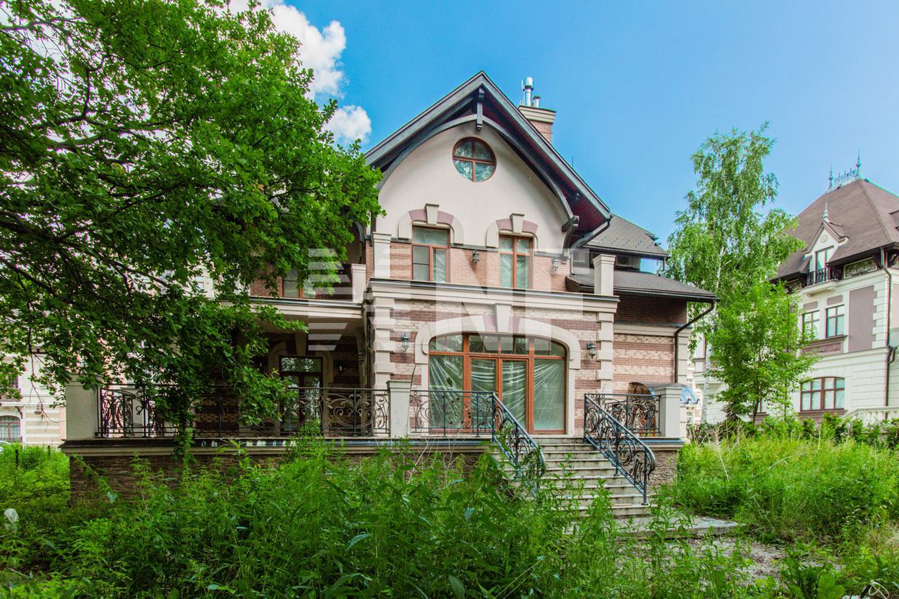 Загородный 🏠 дом 404 м² в поселке Довиль на Минском шоссе, цена $ 3.75  млн. | Лот hs9912284