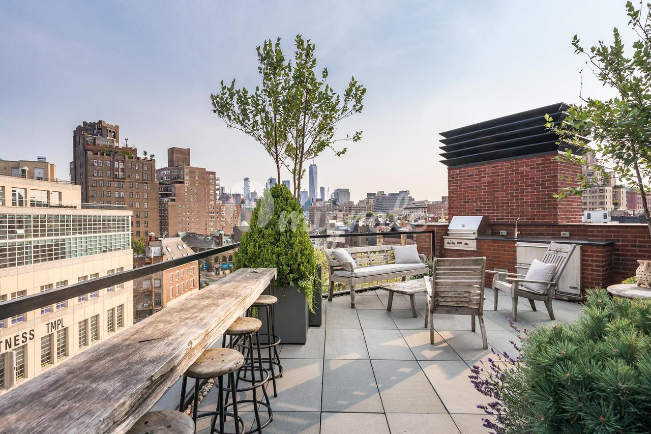 Кондоминиум в 175 W 10TH ST , PH - West Village, New York