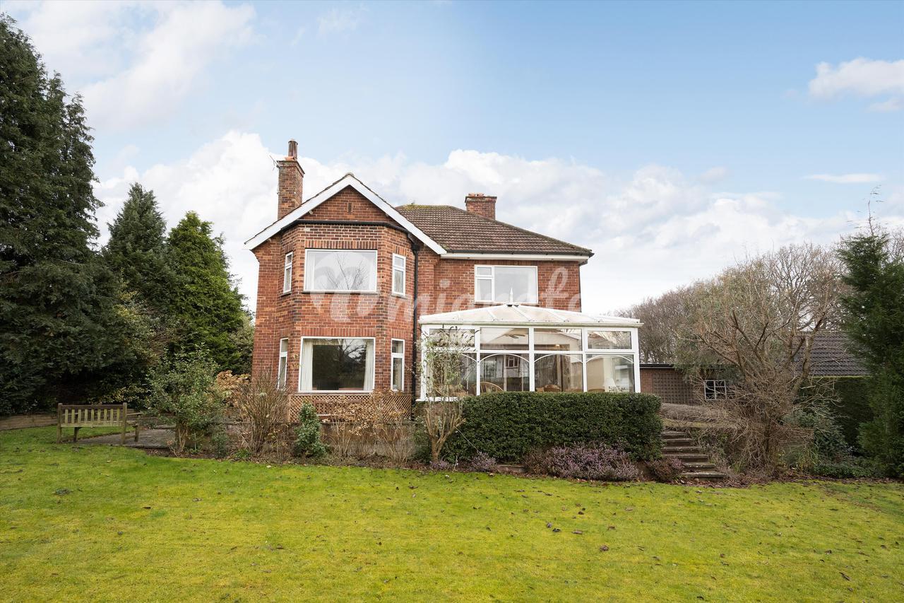 Вилла в Almsford Drive, Harrogate, North Yorkshire, HG2